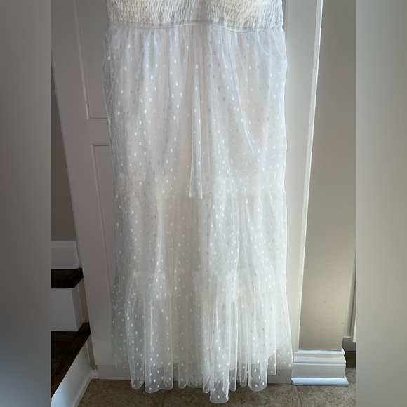 White Swiss dot tie strap tiered midi dress NWT - Picture 7 of 9